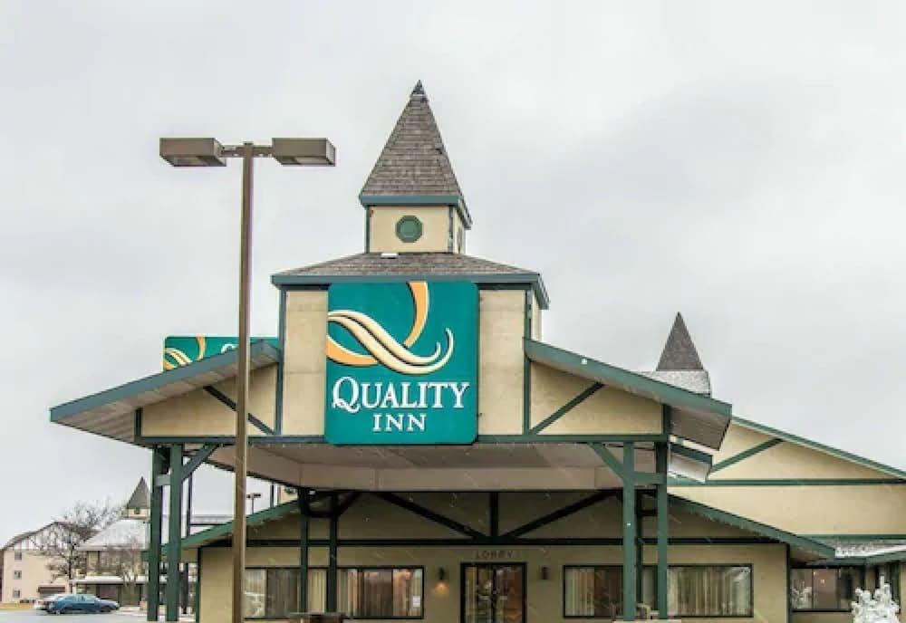 Quality Inn Of Gaylord Exterior photo